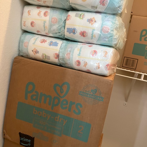 Size 2 Pampers Baby Dry - Picture 3 of 3